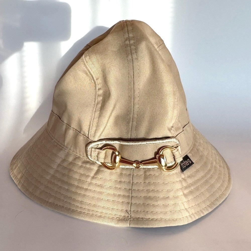 totes Bucket Hat Tan with Gold Tone Bit Y2K Quiet Luxury Utility Brim BBQ Summer